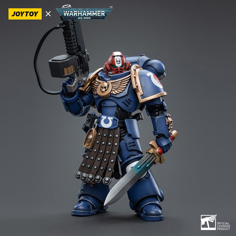 JoyToy 1/18 Warhammer 40K Ultramarines Intercessor Veteran Sergeant Brother Aeontas